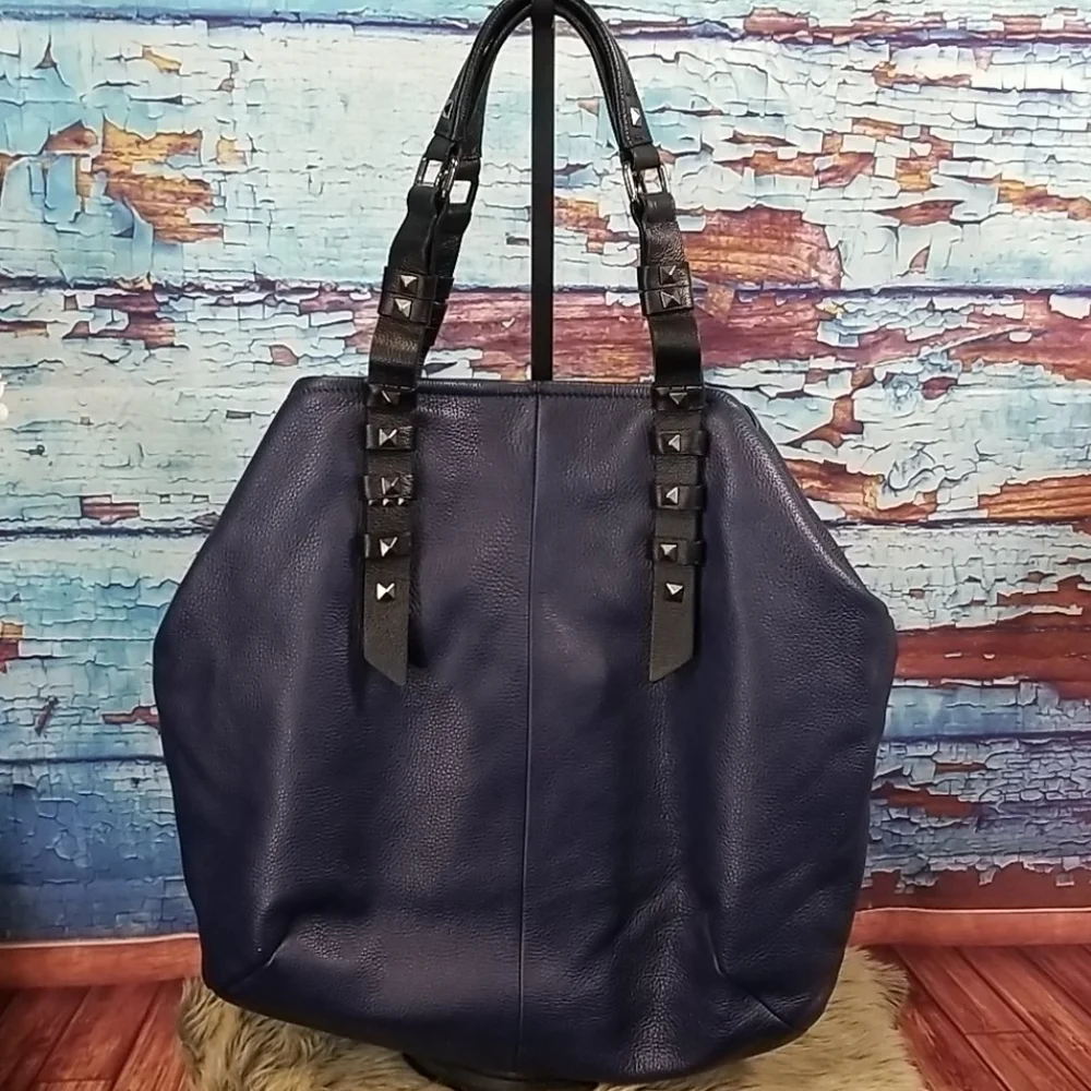 𝅺sergio Renato large Leather Bag